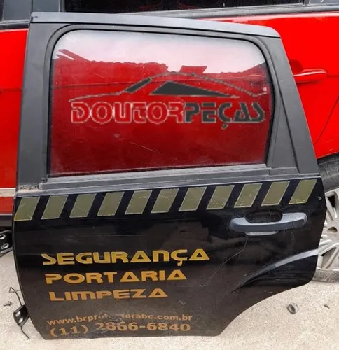 Porta fiesta Tras Esq com detalhe limpa