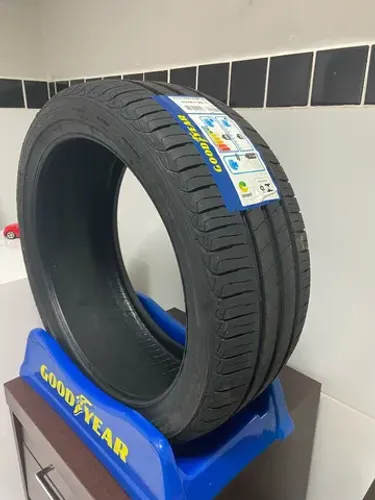 Pneu 17 Goodyear 