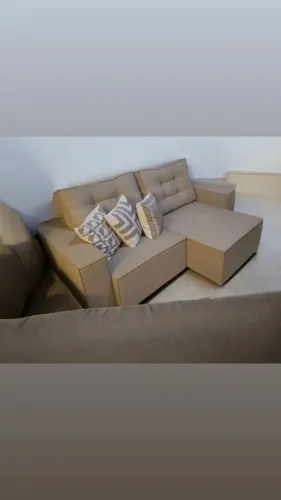 Sofá Retrátil e reclinavel linho bege