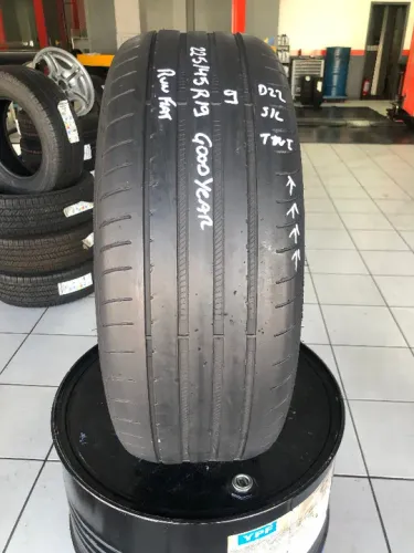 Pneu 225/45r19 Goodyear Eagle F1 98w Runflat (usado) *9