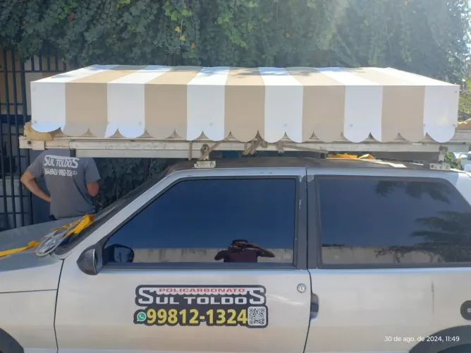 TOLDO EM LONA 