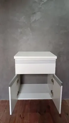 Vendo Armario de Banheiro Novo em MDF