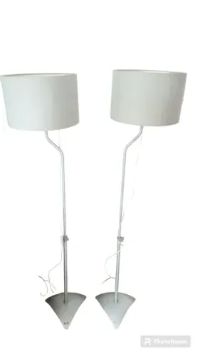 par de abajur de ferro anos 80 estilo pedestal