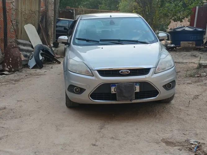 Ford Focus Sedan 2.0 16v/2.0 16V Flex 4P 2013