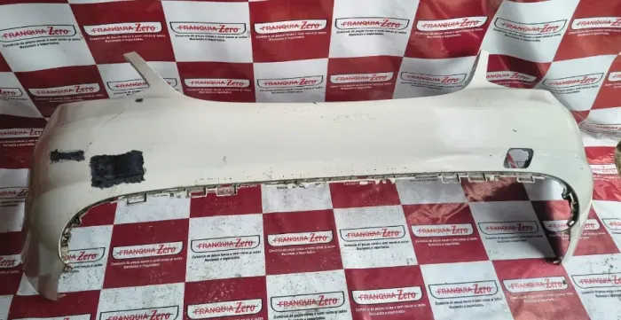 Parachoque traseiro Mercedes C180 2019