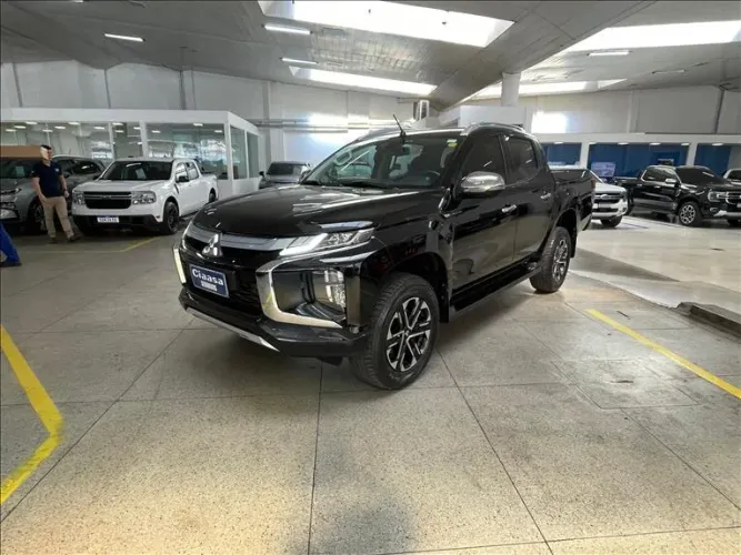 Mitsubishi L200 Triton Sport HPE-S 2.4 CD Dies. AUT 2025