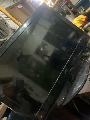 Tv Aoc 26 polegadas modelo : LE26w154 defeito não quer ligar tem mancha na tela 