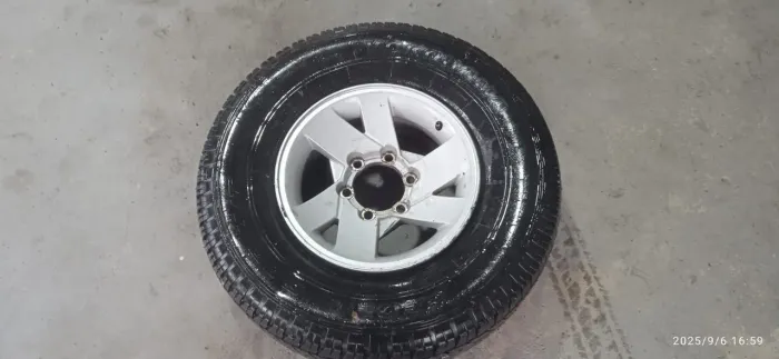 Step aro 15 com pneu D20 sulan Topeka 
