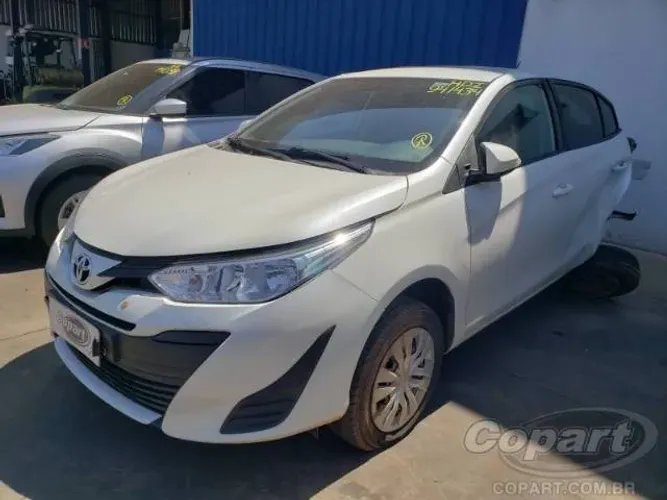 SUCATA TOYOTA YARIS 2021