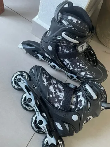 Patins Roller Traxart Preto 4 rodas 70mm