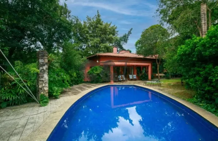 Casa Térrea - 3 Dormitórios (1 Suíte) à Venda no Jardim Petrópolis - São Paulo/SP.