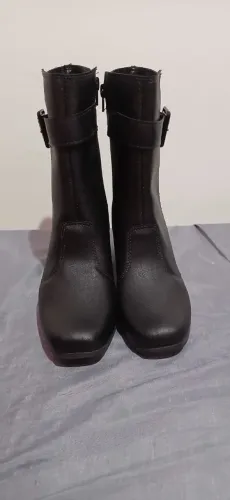 Botas Femininas de Couro