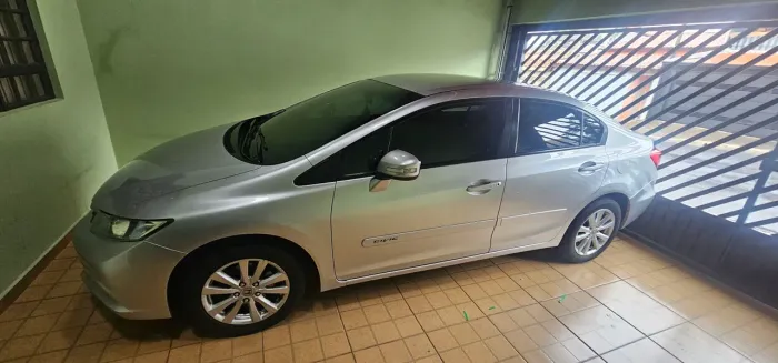 Honda Civic Sedan LXR 2.0 Flexone 16V Aut. 4P 2014