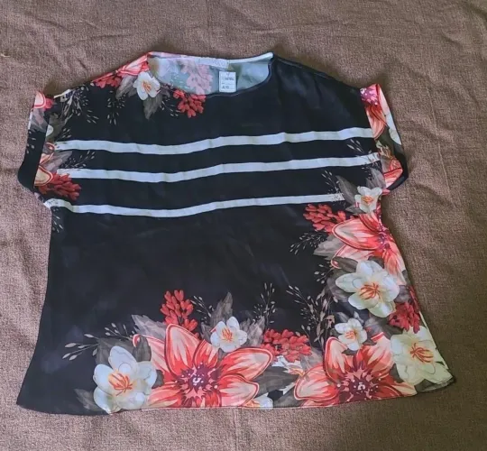 Blusa feminina estampada