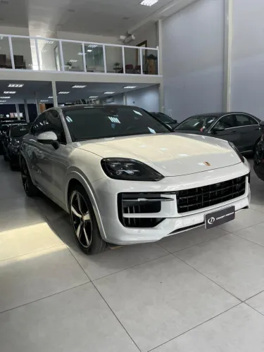 Porsche Cayenne S Coupe 4.0 V8 474cv 2024