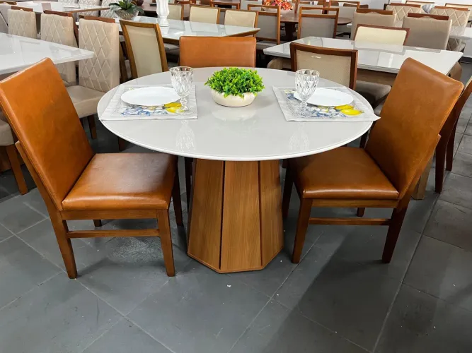 Mesa de Jantar Redonda com 4 Cadeiras madeira
