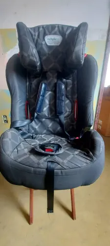Cadeira para carro burigotto múltipla para crianças de 9kg a 36kg