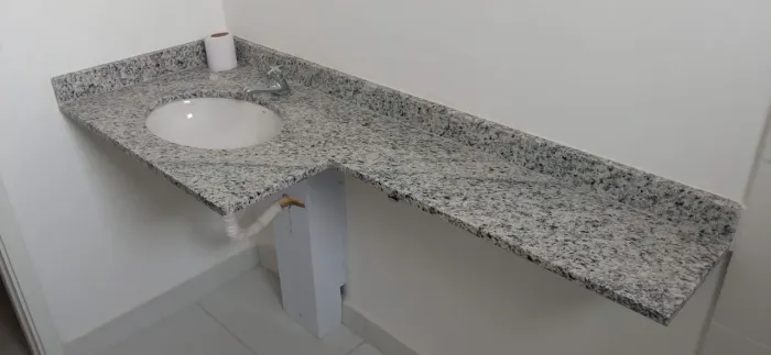 Bancada em mármore com cuba 155*80*55*28