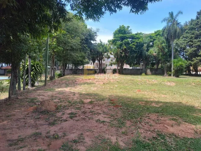 Terreno em Condomínio à venda no Condomínio São Joaquim em Vinhedo/SP