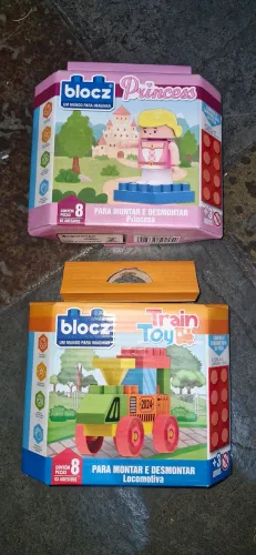 Blocos de montar tipo lego grande com 8 peças helicóptero ou principe