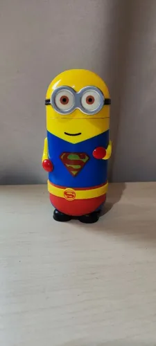 Copo  térmico Minions Super Man 