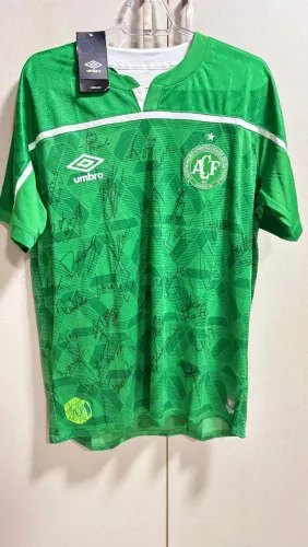 Camisa Chapecoense Autografada Umbro