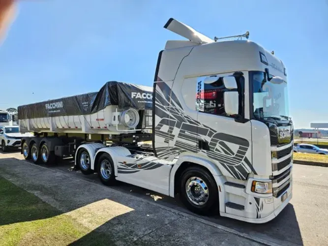 Scania R450 6x2 highine Ano 21 Euro 5 Teto Alto Aut + Basculante Facchini Ano 25 0km 30m³