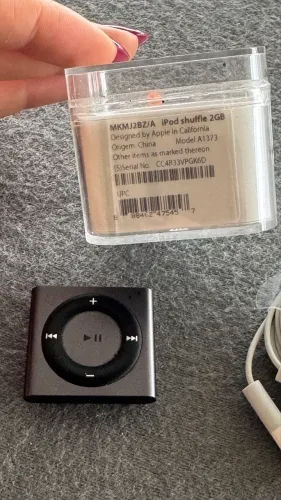 iPod shuflle 2GB completo