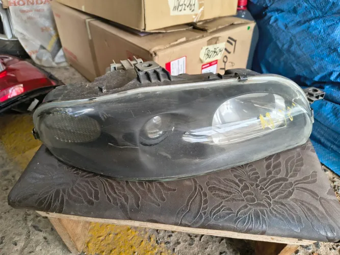 Farol direito Marea brava 97/03 original