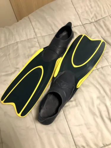 PÉS DE PATO DECATHLON