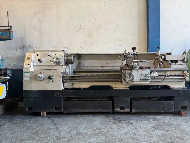 Torno mecânico  500x2000 mm
