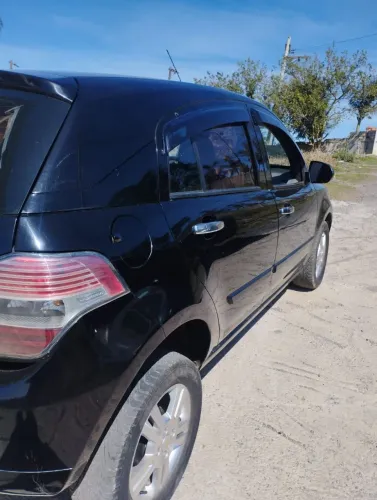 Chevrolet Agile LTZ 1.4 MPFI 8V Flexpower 5P 2011