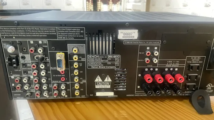 ? Denon DRA-697CI com defeito - Liga e desliga