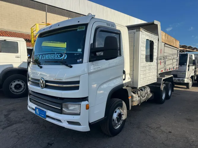 VW 13180 2022 TRUCADINHO