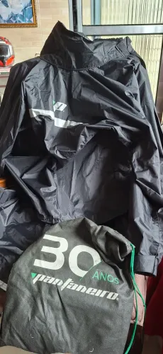 Capa pantaneiro luxo nylon preto pra motoqueiro fone *! Zap