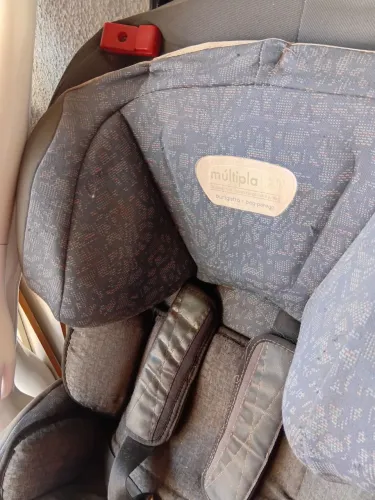 Cadeirinha infantil para carro burigotto