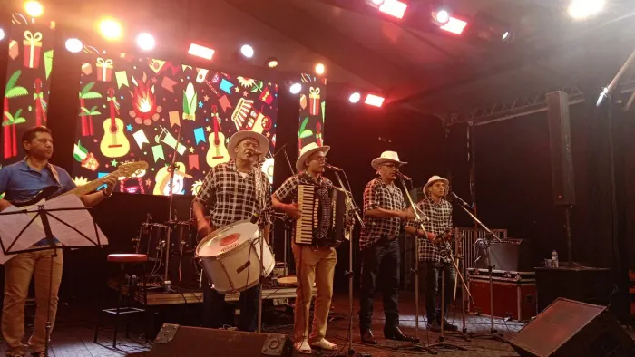 Trio pé de serra Cassiano do forró