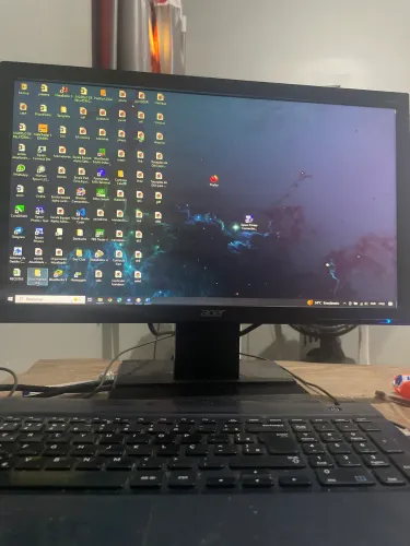 Monitor LCD ACER modelo V206HQ