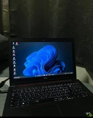 Notebook dell gamer inspiron 7559 - I5 6th - gtx 960m - 8gb RAM + ssd 240 gb
