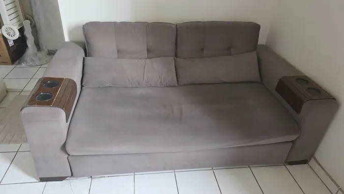 Sofá cama conservado 