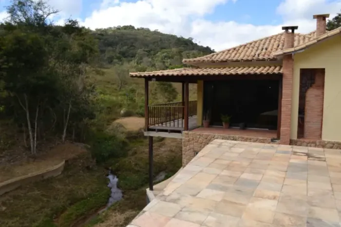 vagas de caseiro para sitio