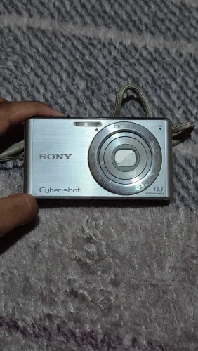 VENDO!! Sony DSCW530 funcionando.