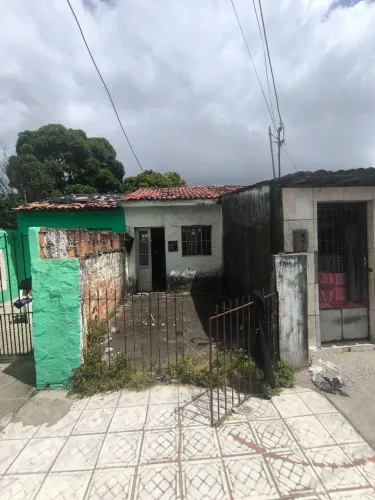 VENDO CASA NO VALOR DE TERRENO - VERGEL