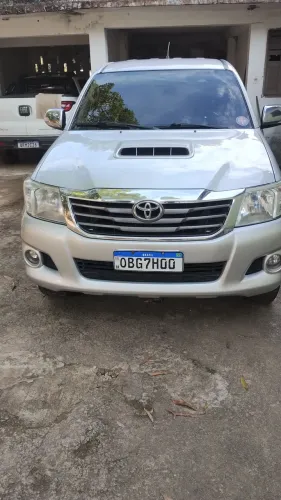 Toyota Hilux CD SRV D4-d 4X4 3.0 TDI Diesel AUT 2012