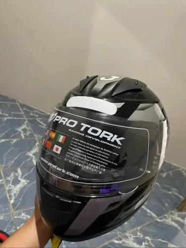 Capacete novo tamanho 58, troco em celular 