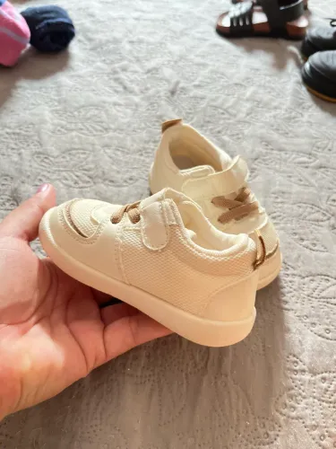 vende-se sapato COZY numeração: 19