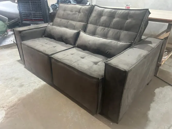 Vendo sofá retrátil Aparti de 1.500