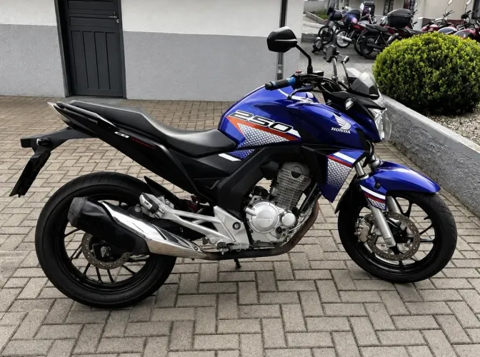 Cb250 Twister *aceito troca*
