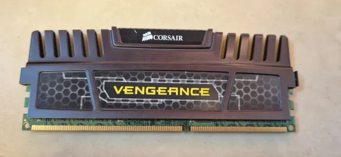 Par de Memória Ram Corsair Vengeance 8GB DDR3 1600MHz