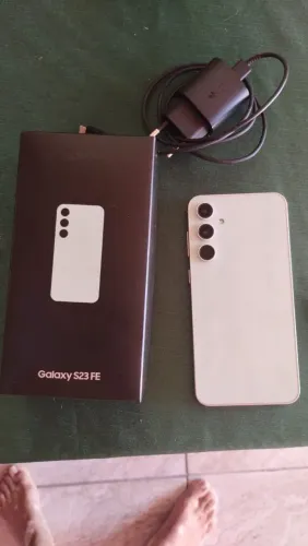 Galaxy S23 FE C/ Caixa e acessórios originais